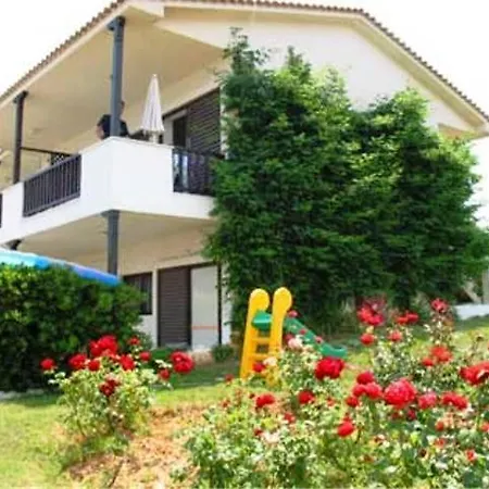 Madeleine Tower View Διαμέρισμα