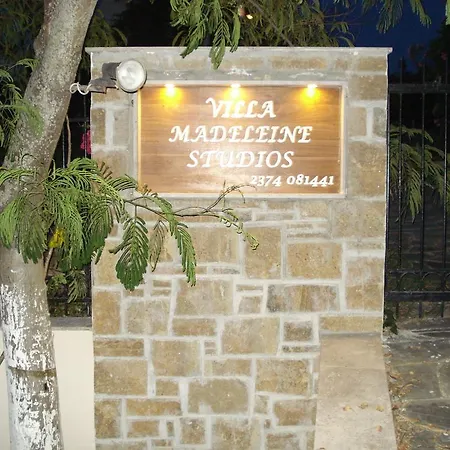 Διαμέρισμα Madeleine Tower View Néa Fókaia