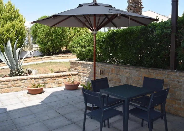 Madeleine Tower View Διαμέρισμα