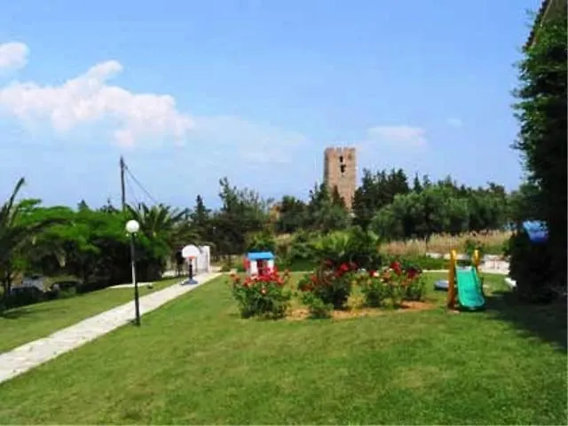 Madeleine Tower View * Néa Fókaia