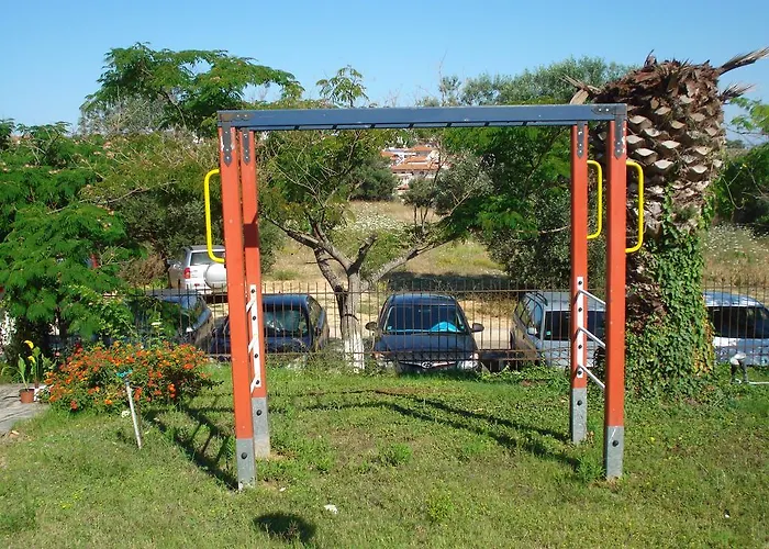 Madeleine Tower View *