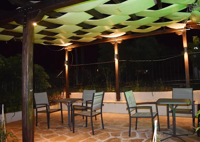 Madeleine Tower View Néa Fókaia